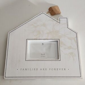 A&C Adams & Co NEW families are forever house frame 6x4 wood 1 inch thick